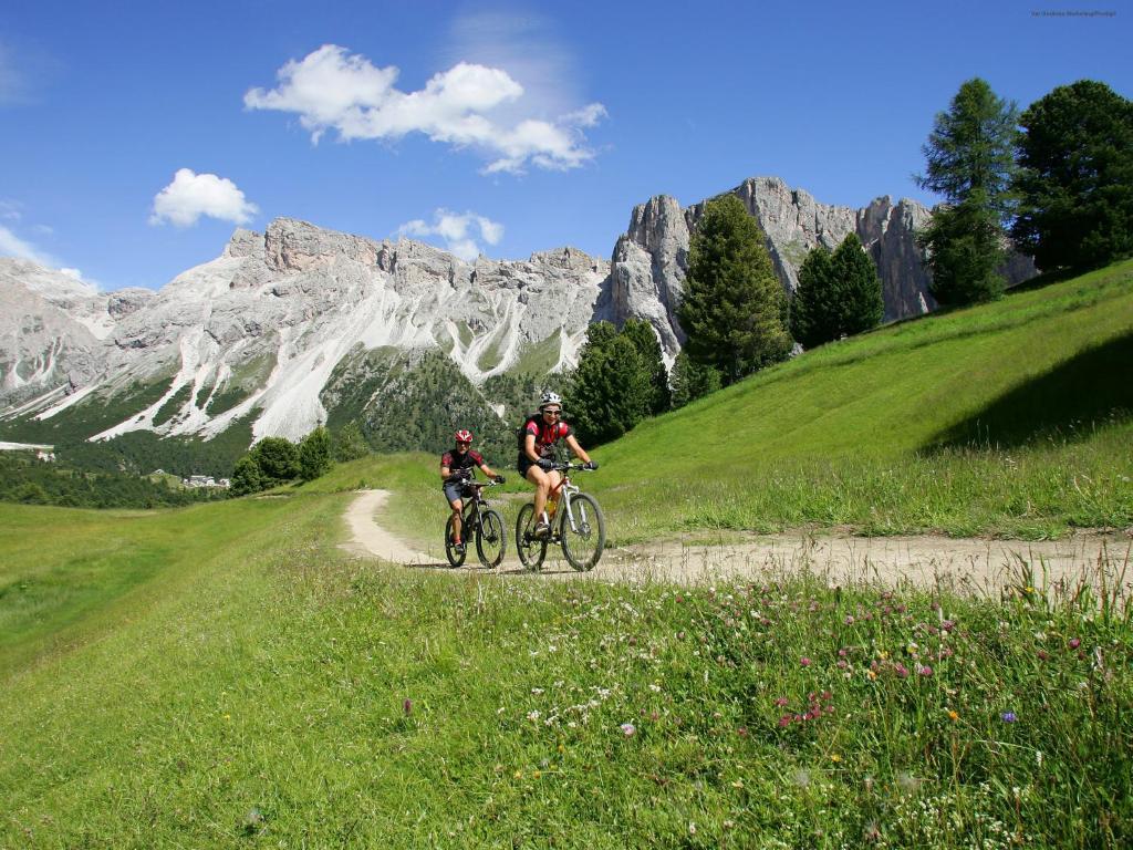 Vitalhotel Dosses Santa Cristina Val Gardena Eksteriør billede