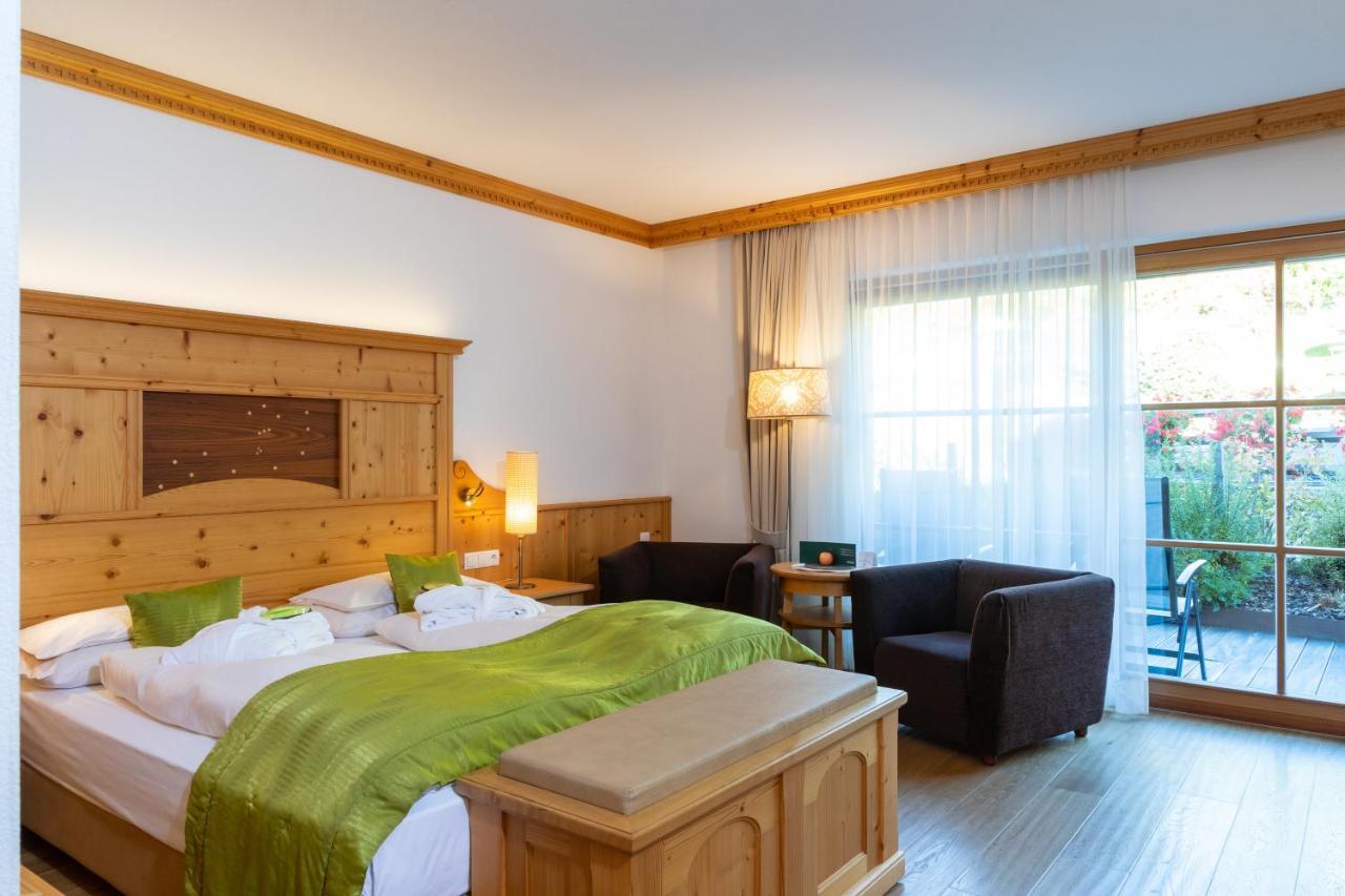 Vitalhotel Dosses Santa Cristina Val Gardena Eksteriør billede